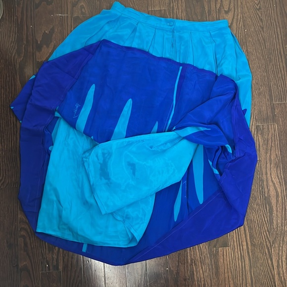 Vintage 100% Silk Skater Inverted Pleat Skirt Size Medium - Picture 13 of 13